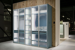Шкаф с RPS системой для распашных дверей в бирюзовом цвете фото №2